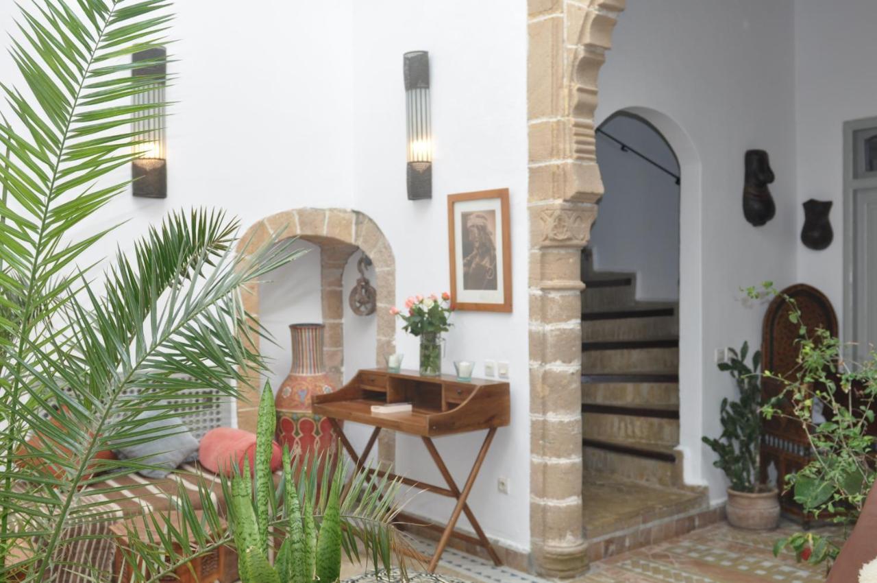 Riad Le Consulat - Private Riad For Family & Group, Breakfast Included, Skala Эс-Сувейра Экстерьер фото